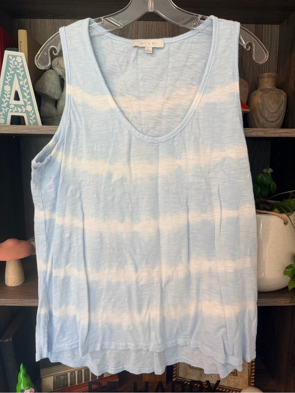 Light Blue & White Tie-Dye Scoop Neck Tank Top